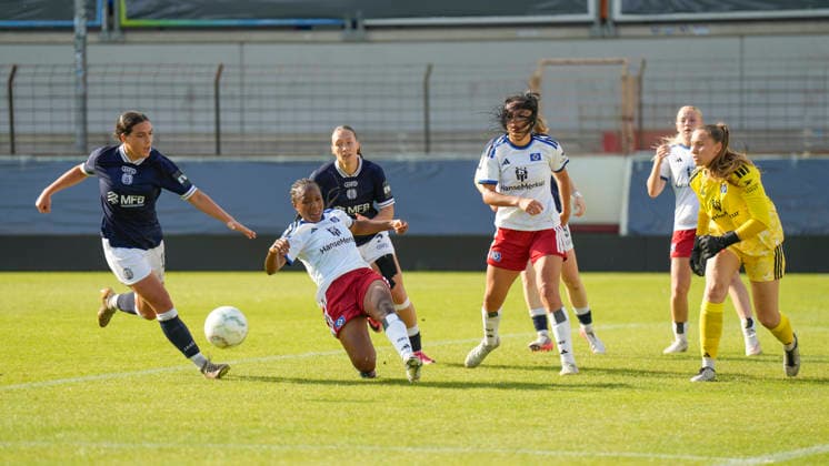 September 26, 2026, Hänsch Arena, Meppen, GER, Women s Soccer, DFB Cup: SV Meppen vs. Hamburger SV, Genesis Castrellon SV Meppen 17 DFL REGULATIONS PROHIBIT ANY USE OF PHOTOGRAPHS AS IMAGE SEQUENCES AND OR QUASI-VIDEO Meppen, Lower Saxony, Hänsch Arena