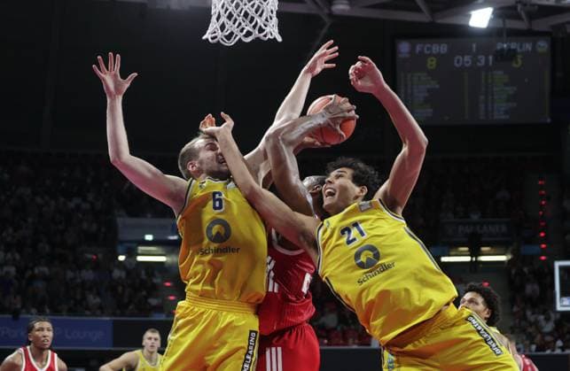 Berlin s 6 DELOW and Berlin s 21 ANGEL Basketball Bayern Berlin Bundesliga, FC Bayern Basketball Alba Berlin, Matchday 2, 2026–2027 Season, September 26, 2026, in Munich, BMW PARK, Germany Source Copyright Credit Oryk HAIST xBASKETBALL-BAYERN-BERLINx