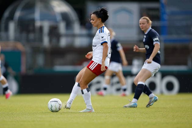 Soccer I Women s I 2026–2027 Season I DFB Cup I SV Meppen vs. Hamburger SV I September 26, 2026 Nigar Mirzaliyeva 4, Hamburger SV Passing play, Close-up, Portrait, Single photo, Single image, Body, Meppen, Hänsch Arena, Lower Saxony, Germany Copyright: xLobeca CedricxSiefkerx