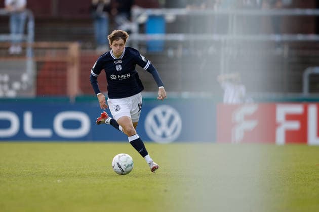 Soccer I Women s I 2026–2027 Season I DFB Cup I SV Meppen vs. Hamburger SV I September 26, 2026 Sarah Dittrich, 19, SV Meppen sprinting with the ball Meppen Hänsch Arena Lower Saxony, Germany Copyright: xLobeca CedricxSiefkerx