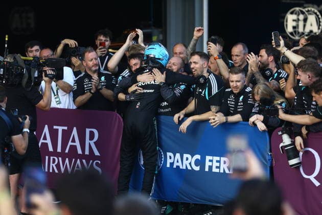 George Russell wins Azerbaijan Grand Prix BAKU, AZERBAIJAN - SEPTEMBER 26: Mercedes driver George Russell celebrates after winning the Azerbaijan Grand Prix, the 15th race of the 2026 Formula 1 World Championship, WM, Weltmeisterschaft season, in Baku, Azerbaijan, on September 26, 2026. Resul Rehimov Anadolu Baku Azerbaijan. Editorial use only. Please get in touch for any other usage.  Copyright: x2026xAnadoluxResulxRehimovx