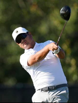 International team player Ryo Hisatsune of Japan tees off on the fourth hole in a four-ball match during the third round of the 2026 President s Cup golf tournament at Medinah Country Club in Chicago, Illinois, on Saturday, September 26, 2026.  CHI20260926719 TANNENxMAURY