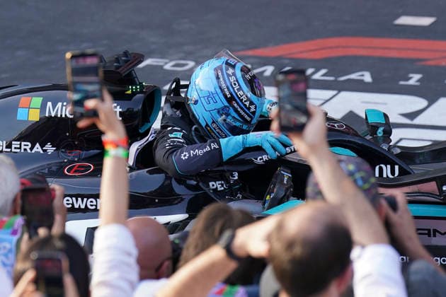 FORMULA 1 AZERBAIJAN GRAND PRIX 2026 George Russell (GBR) 63 Mercedes in parc ferme after winning the race during the Formula 1 Qatar Airways Azerbaijan Grand Prix 2026, Round 15 of the 2026 Formula 1 World Championship, WM, Weltmeisterschaft from 24th - 26th September 2026 at the Baku City Circuit, Baku, Azerbaijan. Credit: Robbie Hoad Every Second Media Editorial use only. All images are copyright Every Second Media Limited. No images may be reproduced without prior permission. Copyright: xIMAGO EveryxSecondxMediax ESM-2183-0454 RobbiexHoadx xEveryxSecondxMediax