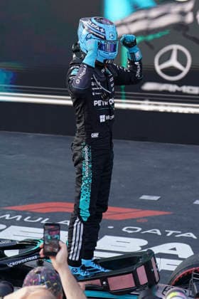 FORMULA 1 AZERBAIJAN GRAND PRIX 2026 George Russell (GBR) 63 Mercedes in parc ferme after winning the race during the Formula 1 Qatar Airways Azerbaijan Grand Prix 2026, Round 15 of the 2026 Formula 1 World Championship, WM, Weltmeisterschaft from 24th - 26th September 2026 at the Baku City Circuit, Baku, Azerbaijan. Credit: Robbie Hoad Every Second Media Editorial use only. All images are copyright Every Second Media Limited. No images may be reproduced without prior permission. Copyright: xIMAGO EveryxSecondxMediax ESM-2183-0457 RobbiexHoadx xEveryxSecondxMediax