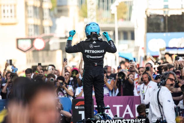 RUSSELL, George (GBR), Mercedes AMG F1 Team W17, portrait, F1 GP 15 Baku 2026, 16 LECLERC, Charles (MCO), Scuderia Ferrari SF 26, action shot from F1 GP 15 Baku 2026 during the 2026 Formula 1 Azerbaijan Grand Prix, the 15th round of the 2026 Formula One World Championship held from September 24 to 26, 2026 on the Baku City Circuit, in Baku, Azerbaijan Photo by Xavier Bonilla, DPPI Azerbaijan
