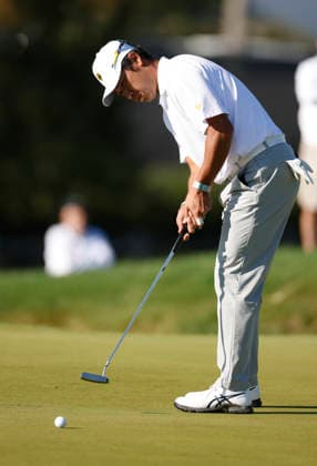 International team player Hideki Matsuyama of Japan putts on the sixth hole in a four-ball match during the third round of the 2026 President s Cup golf tournament at Medinah Country Club in Chicago, Illinois, on Saturday, September 26, 2026.  CHI20260926732 TANNENxMAURY
