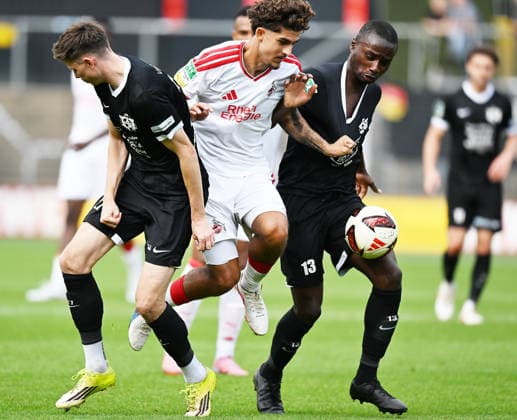 September 26, 2026, xophax, soccer, Regionalliga West, September 26, 27, Franz Kremer Stadium: 1. FC Köln vs. VFB 03 Hilden. From left to right: Lee Oliver Heinson (Hilden), Kristiyan Irmiev, 1. FC Köln in the middle, and Mohamed Cisse; on the right: Hilden and Cologne.
