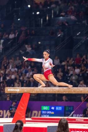 September 26, 2026, Paris, Paris, France: September 26, 2026, Paris, France: Maiana Prat of France during the qualifier of the balance beam at Gym Paris inside the AccorArena. Paris France - ZUMAp284 20260926_zip_p284_096 Copyright: xMickaelxPintax