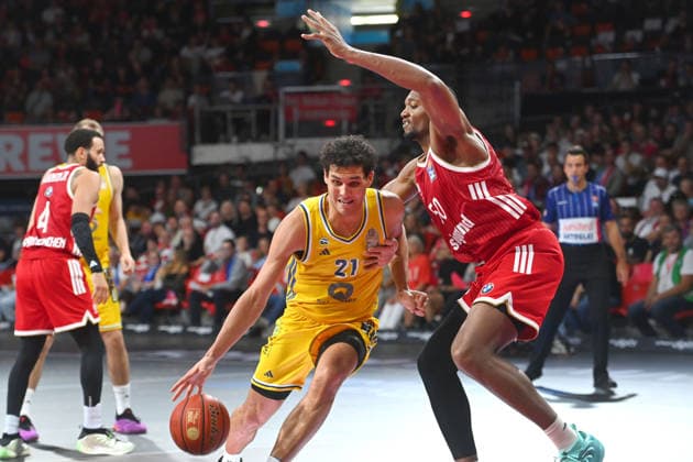 Austin WILEY (FCB), Action, Face-off against Brandon ANGEL, Alba Berlin Basketball, BBL, 2026–2027 Season, FC Bayern Munich vs. Alba Berlin on September 26, 2026, BMW Park