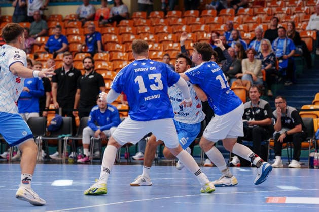 2nd Handball Bundesliga, Matchday 5: Dessau Roßlauer HV 06 0 VfL Potsdam 1. Markus Mahr (1, VfL Potsdam) and Valentin Neagu (13, Dessau Roßlauer HV 06) and Marcel Nowak (13, Dessau Roßlauer HV 06) 15 on September 26, 2026, at the Anhalt Arena, Dessau-Roßlau, Saxony-Anhalt, Dessau-Roßlau, Anhalt Arena, Saxony-Anhalt, Germany