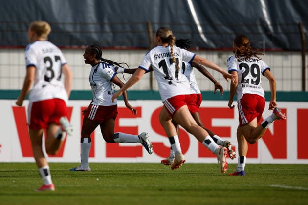 Soccer I Women s I 2026–2027 Season I DFB Cup I SV Meppen vs. Hamburger SV I September 26, 2026 Celainy Obispo 5, Hamburger SV celebrates with their team after scoring the go-ahead goal, 2–1, shortly before the end of the match at the Hänsch Arena in Meppen, Lower Saxony, Germany Copyright: xLobeca CedricxSiefkerx