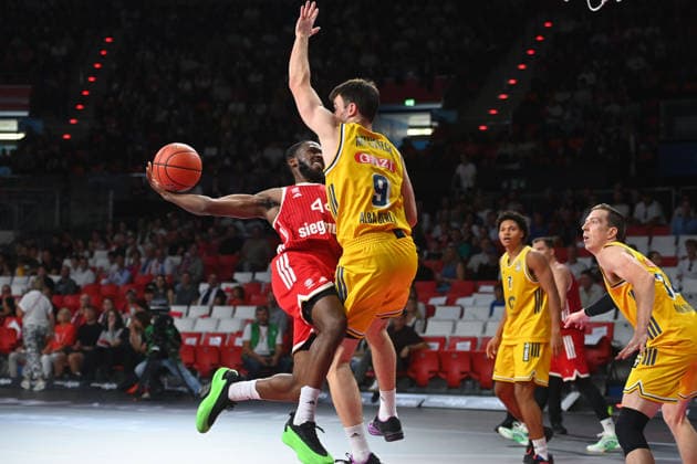 Kamar BALDWIN (FCB), in action, battling Jonas MATTISSECK (Alba Berlin), BBL basketball, 2026–2027 season: FC Bayern Munich vs. Alba Berlin on September 26, 2026, at BMW Park