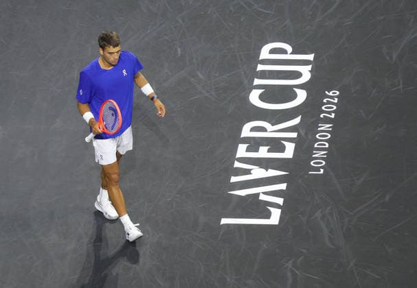 2026 Laver Cup, day two, O2 Arena, London,26 09 2026 Flavio Cobolli (ITA) in action during his match against Learner Tien (USA) in the 2026 Laver Cup at the O2 Arena, London London O2 Arena London GBR, UK NEWSPAPERS OUT Copyright: xMarkxGreenwoodx