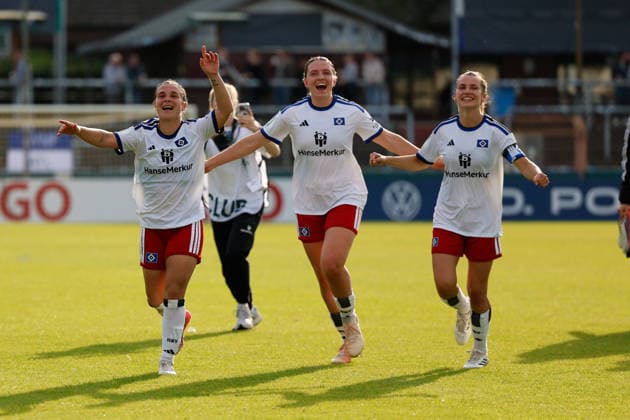 Soccer I Women s I 2026–2027 Season I DFB Cup I SV Meppen vs. Hamburger SV I September 26, 2026 Hamburger SV celebrates the victory after the final whistle at Meppen s Hänsch Arena in Lower Saxony, Germany Copyright: xLobeca CedricxSiefkerx