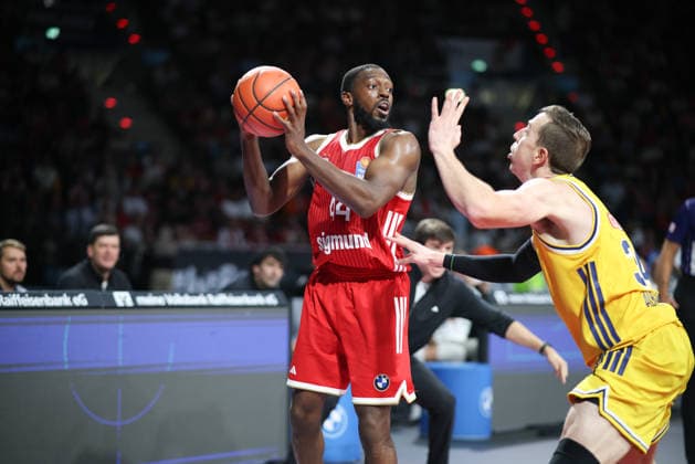 Kamar Baldwin, FC Bayern Basketball, 44; Justin Bean, Alba Berlin, 34, GER, FC Bayern Basketball vs. Alba Berlin, Basketball, easycredit Basketball Bundesliga, Matchday 23, 2026–2027 Season, September 26, 2026, GER, FC Bayern Basketball vs. Alba Berlin, Basketball, easycredit Basketball Bundesliga, Matchday 23, 2026–2027 season, September 26, 2026, Munich Copyright: xEibner-Pressefoto JennixMaulx EP_JML