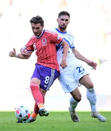 Billy Gilmour of Scotland in action against Adam Gnezda Cerin of Slovenia Slovenia v Scotland, UEFA Nations League, Football, Stadion Stozice, Ljubljana, Slovenia - 26 Sep 2026Ljubljana Stadion Stozice Australia  Copyright: xNikolaxKrstic Shutterstockx 17170707ax