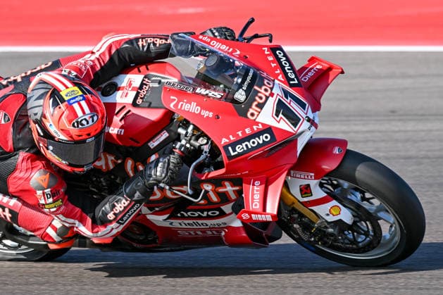 WorldSBK EICMA Italian Round - Friday Nicolo Bulega of Italy rides for Aruba.it Racing - Ducati on a Ducati Panigale V4R during the FIM SBK Motul World Championship, WM, Weltmeisterschaft 2026 - Round 10 - EICMA Italian Round Grand Prix at the Cremona International Circuit Angelo Bergamonti in San Martino del Lago, Cremona, Italy, on September 26, 2026. San Martino del Lago Cremona Italy  Copyright: xRobertoxTommasinix originalFilename:tommasini-fimsbkwo260926_npqYB.jpg