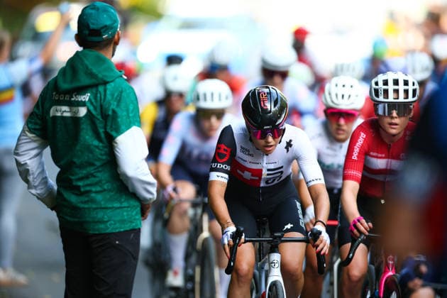 2026 UCI Road World Championships Picture by Vaughn Ridley SWpix.com - 26 09 2026 - Cycling - 2026 UCI Road World Championships - MontrÃ al, Canada - Women Elite Road Race - Switzerland Copyright: x xSWpix.comx(t axPhotographyxHubxLtd)xVaughnxRidley SWpix.comx SWP-3521-4026