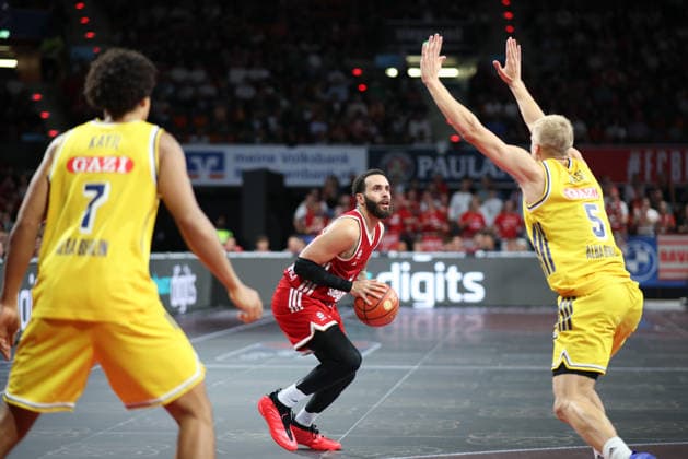 Duane Washington Jr., FC Bayern Basketball, 04; Sam Griesel, Alba Berlin, 05; and Jack Kayil, Alba Berlin, 07, GER, FC Bayern Basketball vs. Alba Berlin, Basketball, easycredit Basketball Bundesliga, Matchday 23, 2026–2027 Season, September 26, 2026, GER, FC Bayern Basketball vs. Alba Berlin, Basketball, easycredit Basketball Bundesliga, Matchday 23, 2026–2027 Season, September 26, 2026, Munich Copyright: xEibner-Pressefoto JennixMaulx EP_JML