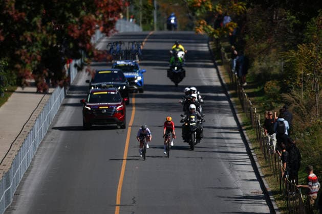 2026 UCI Road World Championships Picture by Vaughn Ridley SWpix.com - 26 09 2026 - Cycling - 2026 UCI Road World Championships - MontrÃ al, Canada - Women Elite Road Race - Marte Berg Edseth (Norway), Natalie Quinn (USA) Copyright: x xSWpix.comx(t axPhotographyxHubxLtd)xVaughnxRidley SWpix.comx SWP-3521-4049