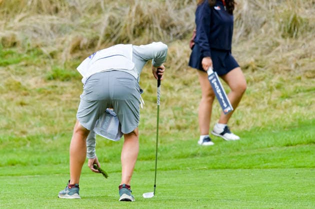 GOLF : FedEx Open de France - 26 09 26 Illustration de Caddie GuyancourtFrance  Copyright: xBaptistexAutissierx