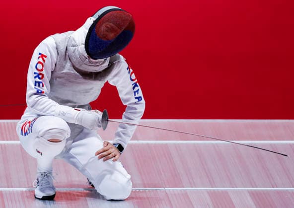 Asian Games Aichi Nagoya 2026 in Nagoya, Japan Team Republic of Korea in action at the 20th Asian Games Aichi Nagoya 2026 women s gold medal fencing match between Republic of Korea VS Japan at the Aichi Sky Expo Hall in Nagoya, Japan, on September 26th, 2026. Nagoya Japan  Copyright: xMatrixxImagesx xSimonxBonnyx