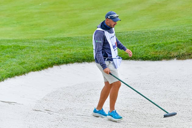 GOLF : FedEx Open de France - 26 09 26 Illustration de Caddie GuyancourtFrance  Copyright: xBaptistexAutissierx