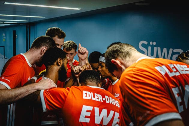 September 26, 2026, xhfmx, easyCredit BBL Bundesliga Basketball, Frankfurt Skyliners vs. Rasta Vechta; Rasta Vechta players warm up for the game against Frankfurt, Frankfurt am Main