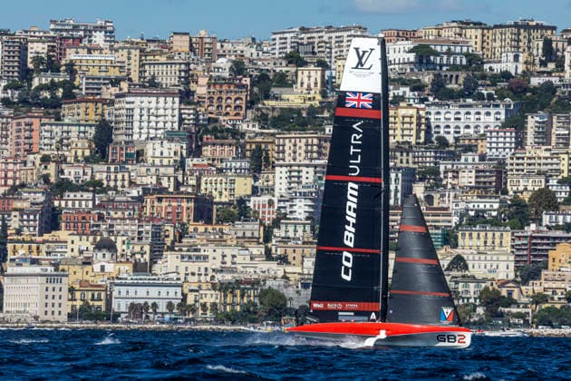 THE LOUIS VUITTON 38TH AMERICA™S CUP PRELIMINARY REGATTA, NAPLES GB2 Tems competes on the second day of the preliminary regatta for the 38th Louis Vuitton America™s Cup in the Gulf of Naples, Campania, Italy, on September 26, 2026. The Naples preliminary regatta gives the competing teams their first opportunity to test their AC40 one-design yachts ahead of the 38th America™s Cup, which will be held in Naples in 2027. _BPH0840 Copyright: xAntonioxBalascox