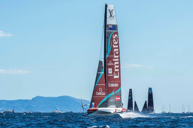 THE LOUIS VUITTON 38TH AMERICA™S CUP PRELIMINARY REGATTA, NAPLES Emirates team New Zeland competes on the first day of the preliminary regatta for the 38th Louis Vuitton America™s Cup in the Gulf of Naples, Campania, Italy, on September 25, 2026. The Naples preliminary regatta gives the competing teams their first opportunity to test their AC40 one-design yachts ahead of the 38th America™s Cup, which will be held in Naples in 2027. ABP13598 Copyright: xAntonioxBalascox