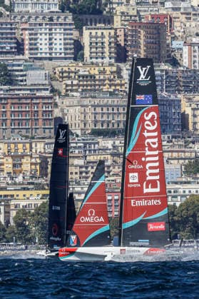 THE LOUIS VUITTON 38TH AMERICA™S CUP PRELIMINARY REGATTA, NAPLES Emirates team new Zealand competes on the second day of the preliminary regatta for the 38th Louis Vuitton America™s Cup in the Gulf of Naples, Campania, Italy, on September 26, 2026. The Naples preliminary regatta gives the competing teams their first opportunity to test their AC40 one-design yachts ahead of the 38th America™s Cup, which will be held in Naples in 2027. _BPH1140 Copyright: xAntonioxBalascox