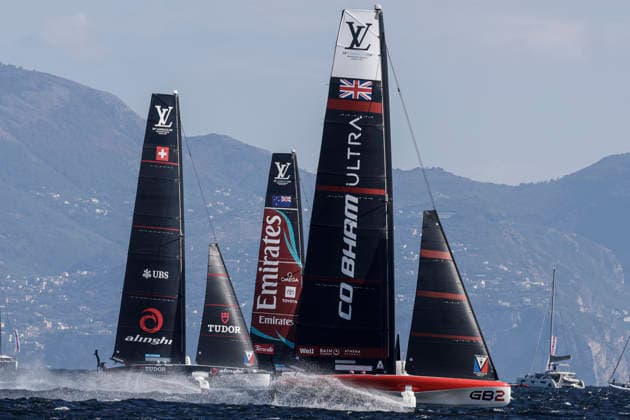 THE LOUIS VUITTON 38TH AMERICA™S CUP PRELIMINARY REGATTA, NAPLES General view of the starting area during on the second day of the preliminary regatta for the 38th Louis Vuitton America™s Cup in the Gulf of Naples, Campania, Italy, on September 26, 2026. The Naples preliminary regatta gives the competing teams their first opportunity to test their AC40 one-design yachts ahead of the 38th America™s Cup, which will be held in Naples in 2027. _BPH3951 Copyright: xAntonioxBalascox