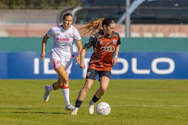Ingolstadt, Germany, September 26, 2026, 2026–2027 DFB Women’s Cup, First Round: FC Ingolstadt 04 vs. FSV Mainz 05. Pictured, from left, in a tackle: Marina Georgieva (FSV) and Emilie Fähnrich (FCI). DFL DFB regulations prohibit any use of photographs as image sequences and or quasi-video. ESV Stadion Bayern Copyright: xFotostandx xSchäferx