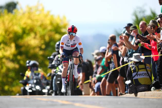 2026 UCI Road World Championships Picture by Vaughn Ridley SWpix.com - 26 09 2026 - Cycling - 2026 UCI Road World Championships - MontrÃ al, Canada - Women Elite Road Race - Anna Henderson (Great Britain) Copyright: x xSWpix.comx(t axPhotographyxHubxLtd)xVaughnxRidley SWpix.comx SWP-3521-4195