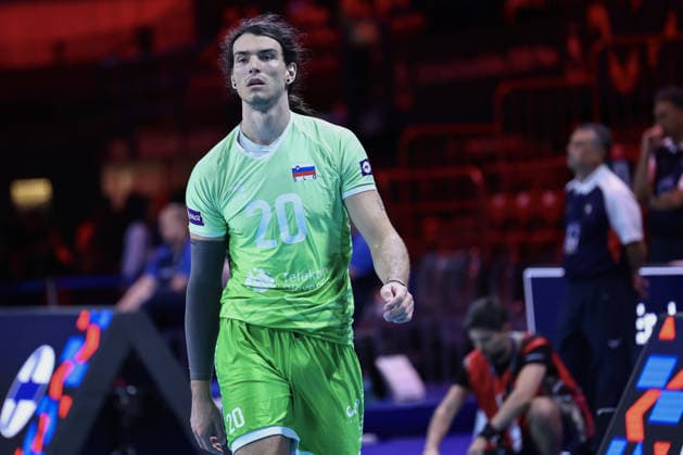 IPA89001459 - 20 Nik Mujanovic (Slovenia) during the bronze medal match of the CEV Enel EuroVolley 2026 between Slovenia and Finland at the Unipol Forum in Milan, Italy, on September 26, 2026, during EuroVolley 2026 - Bronze Medal Match - Finland vs. Slovenia, CEV EuroVolley Men’s match in Assago (MI), Italy, September 26, 2026  Copyright: xValerioxOrigo IPAxSportx xx IPA89001459