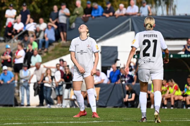 September 25, 2026, Soccer, 1st Round of the 2026–2027 DFB Women s Cup, SG 99 Andernach vs. SC Freiburg, Emelie Hesselbach (left), SG 99 Andernach after a missed shot on goal