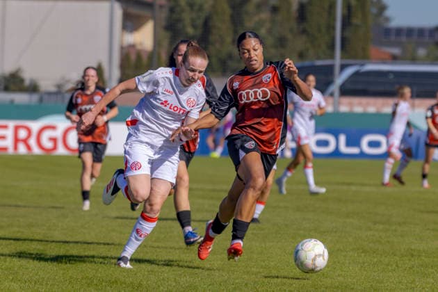Ingolstadt, Germany, September 26, 2026, 2026–2027 DFB Women’s Cup, First Round: FC Ingolstadt 04 vs. FSV Mainz 05, 1–0. Pictured, from left, in a tackle: Leonie Stöhr (FSV) and Melissa Kuya Strobel (FCI). DFL DFB regulations prohibit any use of photographs as image sequences and or quasi-video. ESV Stadion Bayern Copyright: xFotostandx xSchäferx