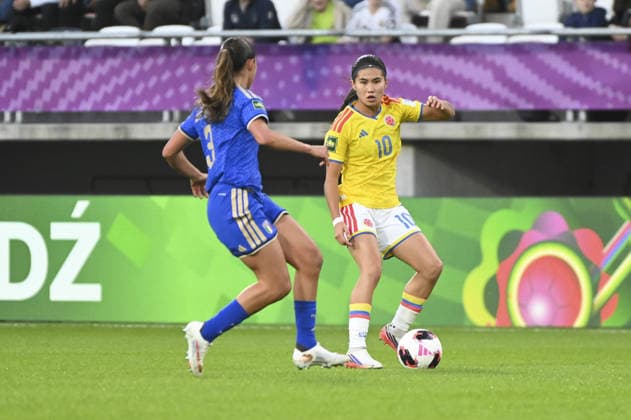 IPA89001734 - Caterina Venturelli (ITA) and Mariana Silva (COL) during the third-place match of the FIFA U-20 Women s World Cup between Italy and Colombia, held in Lodz, Poland, on September 26, 2026  Copyright: xMichalxDubiel IPAxSportx xx IPA89001734