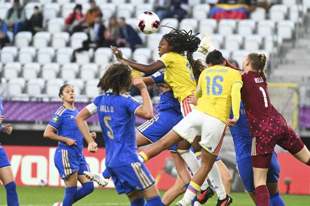 IPA89001747 - Azzurra Gallo (ITA), Valerin Loboa (COL), Juana Ortegon (COL), and Elena Belli (ITA) during the third-place match of the FIFA U-20 Women s World Cup between Italy and Colombia, held in Lodz, Poland, on September 26, 2026  Copyright: xMichalxDubiel IPAxSportx xx IPA89001747