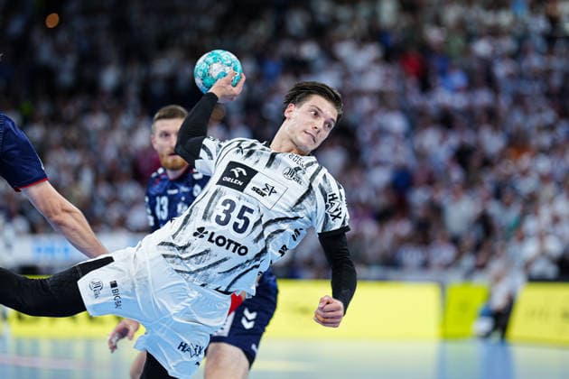 Goal by Domen Makuc, THW Kiel, 35 GER, THW Kiel vs. SG Flensburg Handewitt, Handball, 1st Bundesliga, Matchday 6, 2026–2027 Season, September 26, 2026 GER, THW Kiel vs. SG Flensburg Handewitt, Handball, 1st Bundesliga, Matchday 6, 2026–2027 Season, September 26, 2026 Kiel Copyright: xEibner-Pressefoto MarcelxvonxFehrnx EP_MFN