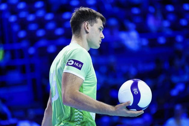 VOLLEYBALL - CEV Men s Eurovolley - Eurovolley 2026 - Bronze Medal Match - Finland vs. Slovenia Photo by IPA ABACAPRESS.COM89001432 - 25 Klemen Sen (Slovenia) serving during the bronze medal match of the CEV Enel EuroVolley 2026 between Slovenia and Finland at the Unipol Forum in Milan, Italy, on September 26, 2026, during EuroVolley 2026 - Bronze Medal Match - Finland vs. Slovenia, CEV EuroVolley Men’s match in Assago (MI), Italy, September 26, 2026 Assago (MI) Italy  Copyright: xIPAxSport ABACAx