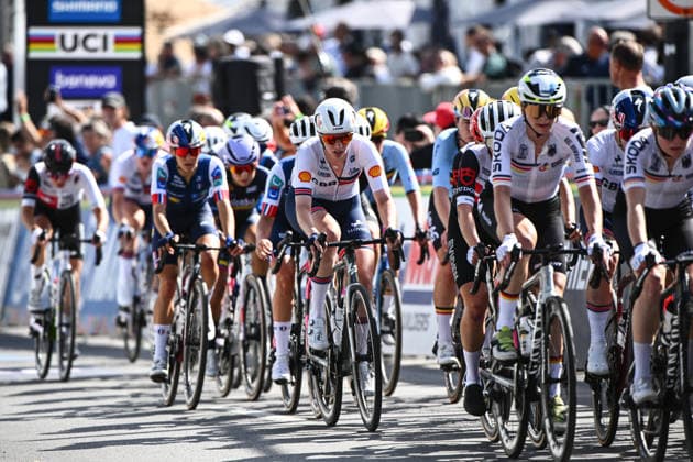2026 UCI Road World Championships Picture by Simon Wilkinson SWpix.com - 26 09 2026 - Cycling - 2026 UCI Road World Championships - MontrÃ al, Canada - Women Elite Road Race - Josie Nelson (Great Britain) MontrÃ al Avenue du Parc Canada Copyright: x xSWpix.comx(t axPhotographyxHubxLtd)xSimonxWilkinson SWpix.comx SWP-3521-4249