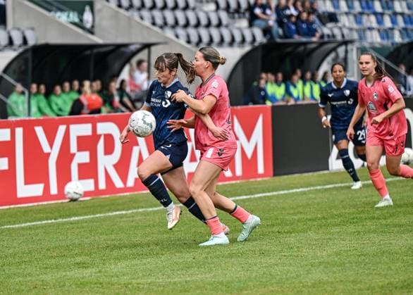 Women s Soccer DFB Cup 1st Round: VfL Bochum vs. SV Werder Bremen ** FOR EDITORIAL PURPOSES ONLY ** EDITORIAL USE ONLY ** p Lilian Huber, VfL Bochum, in blue, will play against SV Werder Bremen, in pink, on Saturday, September 26, 2026, in the Women’s Soccer DFB Cup main round at Lohrheide Stadium in Bochum, Germany (North Rhine-Westphalia, Bochum). Copyright VladimirxWegener Copyright: VladimirxWegener doc87rt5zyp68o1m830zrk7 ,EDITORIAL USE ONLY Copyright: VladimirxWegener