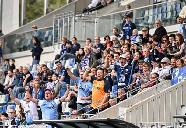 Women s Soccer DFB Cup 1st Round: VfL Bochum vs. SV Werder Bremen ** FOR EDITORIAL USE ONLY ** EDITORIAL USE ONLY ** p VfL Bochum, in blue, will play against SV Werder Bremen, in pink, on Saturday, September 26, 2026, in the Women s Soccer DFB Cup main round at Lohrheide Stadium in Bochum, Germany (North Rhine-Westphalia, Bochum). Copyright VladimirxWegener Copyright: VladimirxWegener doc87rt5xi5okg6s5iycpq ,EDITORIAL USE ONLY Copyright: VladimirxWegener