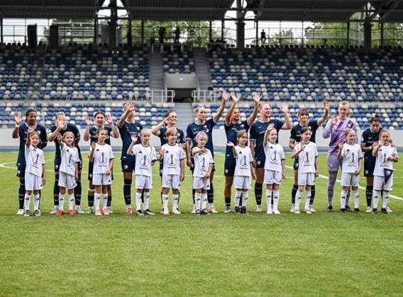 Women s Soccer DFB Cup 1st Round: VfL Bochum vs. SV Werder Bremen ** FOR EDITORIAL USE ONLY ** EDITORIAL USE ONLY ** p VfL Bochum, in blue, will play against SV Werder Bremen, in pink, on Saturday, September 26, 2026, in the Women s Soccer DFB Cup main round at Lohrheide Stadium in Bochum, Germany (North Rhine-Westphalia, Bochum). Copyright VladimirxWegener Copyright: VladimirxWegener doc87rt5xxuo7m1le7uxd4j ,EDITORIAL USE ONLY Copyright: VladimirxWegener