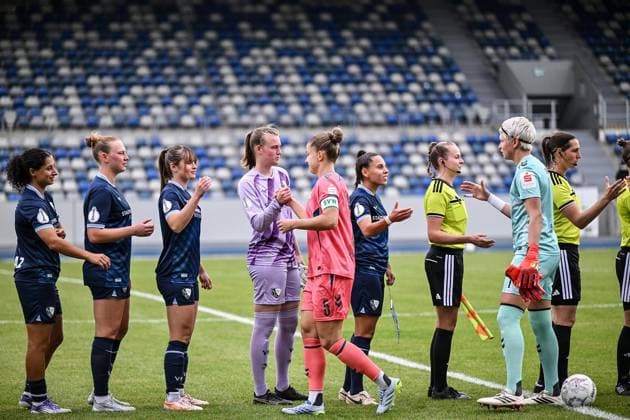 Women s Soccer DFB Cup 1st Round: VfL Bochum vs. SV Werder Bremen ** FOR EDITORIAL USE ONLY ** EDITORIAL USE ONLY ** p VfL Bochum, in blue, will play against SV Werder Bremen, in pink, on Saturday, September 26, 2026, in the Women s Soccer DFB Cup main round at Lohrheide Stadium in Bochum, Germany (North Rhine-Westphalia, Bochum). Copyright VladimirxWegener Copyright: VladimirxWegener doc87rt5xz0vye2ad1srj6 ,EDITORIAL USE ONLY Copyright: VladimirxWegener