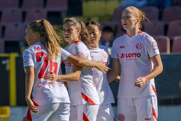Ingolstadt, Germany, September 26, 2026, 2026–2027 DFB Women’s Cup, First Round: FC Ingolstadt 04 vs. FSV Mainz 05, 1–0. Pictured, second from left: goal scorer Vital Kats of FSV celebrates after scoring the 1–2 goal with Lara Martin FSV, Leonie Stöhr (Stoehr) of FSV, and Rio Takizawa of FSV. DFL and DFB regulations prohibit any use of photographs as image sequences and or quasi-video. ESV Stadion Bayern Copyright: xFotostandx xSchäferx