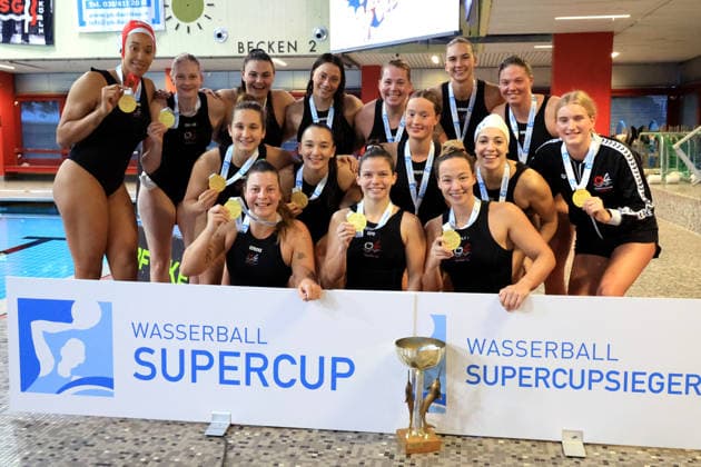 September 26, 2026, GER DEU, Germany, Women s Water Polo Super Cup, Spandau 04 vs. BW Bochum, 2026 Super Cup Champion: Spandau 04, nordphoto GmbH, Engler Berlin, Schöneberg Swimming Pool, Berlin, Germany Copyright: xNordphotox xEnglerx