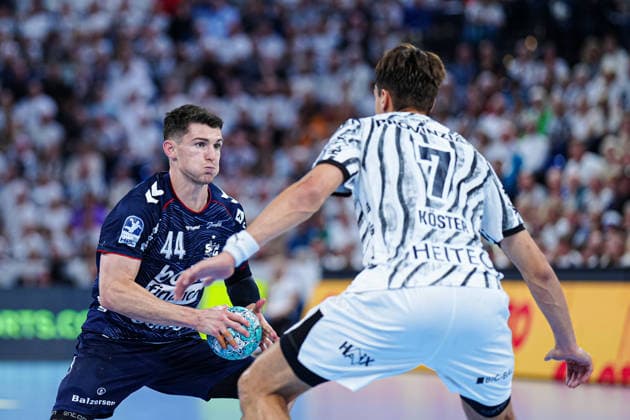 Aymeric Minne, SG Flensburg Handewitt, 44; Julian Köster, THW Kiel, 07 GER; THW Kiel vs. SG Flensburg Handewitt, Handball, 1st Bundesliga, Matchday 6, 2026–2027 Season, September 26, 2026 GER, THW Kiel vs. SG Flensburg Handewitt, Handball, Bundesliga 1, Matchday 6, 2026–2027 Season, September 26, 2026 Kiel Copyright: xEibner-Pressefoto MarcelxvonxFehrnx EP_MFN