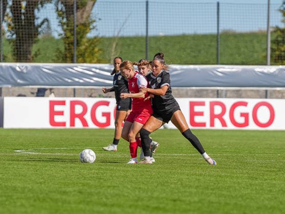 Jana Rinderknecht of SV Eutingen, 16, and Nelly Juckel of FC Carl Zeiss Jena, 31, face off in the match between SV Eutingen and FC Carl Zeiss Jena, soccer, Women’s DFB Cup, 2026–2027, September 26, 2026, SV Eutingen vs. FC Carl Zeiss Jena, soccer, Women’s DFB Cup, 2026–2027, September 26, 2026, Eutingen im Gäu Copyright: xEibner-Pressefoto DanielexLaxRocx EP_DLO